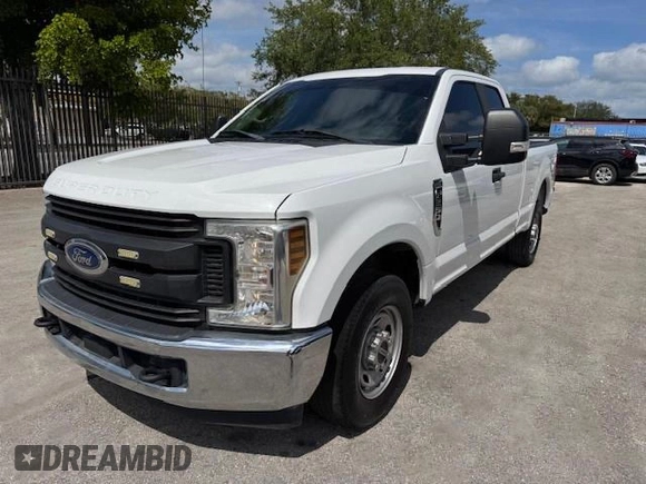 2019 Ford F-250 XL с VIN 1FT7X2A60KEC91808, выставлен на аукционе Copart как лот 62036905 с пробегом 101 633 миль миль и На запчасти • Non repairable. История ставок и продаж доступна на DreamBid. Изображение 1.