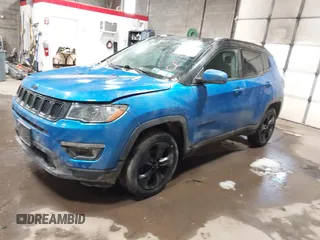 2018 Jeep Compass Altitude with VIN 3C4NJDBBXJT314140, listed as a IAAI auction lot 41289663 with 88,279 mi miles and . Bid and sale history available at carsss.com. Image 17.