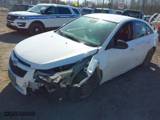 2014 Chevrolet Cruze 1LT with VIN 1G1PC5SB2E7260845, listed as a IAAI auction lot 41847899 with 87,720 mi miles. Bid and sale history available at carsss.com. Image 2.