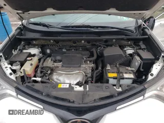 2018 Toyota RAV4 XLE z VIN JTMRFREVXJJ722554, wystawiony jako Copart lot #55285574 z przebiegiem 148 794 mil mil oraz Szkoda całkowita • Salvage title. Historia ofert i sprzedaży dostępna na DreamBid. Obrazek 11.