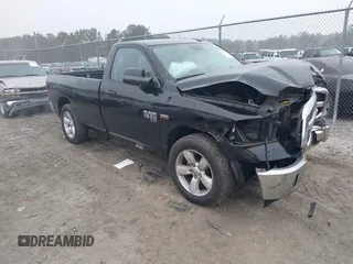 2022 Ram 1500 Tradesman z VIN 3C6JR6DTXNG210570, wystawiony jako IAAI lot #41553519 z przebiegiem 10 549 mil mil oraz . Historia ofert i sprzedaży dostępna na DreamBid. Obrazek 1.