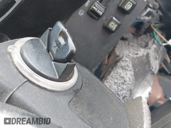 1998 Jeep Grand Cherokee Laredo с VIN 1J4GZ58S1WC103355, выставлен на аукционе IAAI как лот 42128472 с пробегом Не указан миль и . История ставок и продаж доступна на DreamBid. Изображение 11.