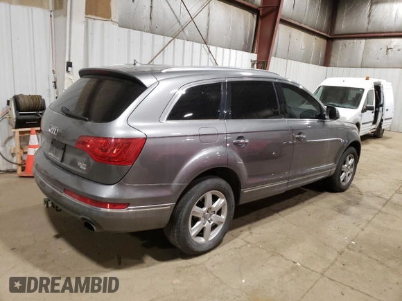 2015 Audi Q7 Premium Plus with VIN WA1LGAFEXFD028840, listed as a Copart auction lot 62537525 with 118,873 mi miles and Clean title. Bid and sale history available at DreamBid. Image 3.