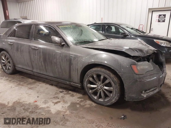 2014 Chrysler 300 with VIN 2C3CCAGG0EH297937, listed as a IAAI auction lot 41400153 with 161,186 mi miles. Bid and sale history available at carsss.com. Image 1.