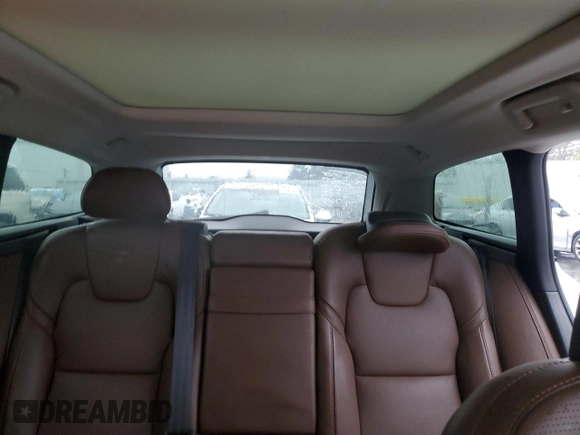 2018 Volvo V90 z VIN YV4A22NL8J1022253, wystawiony jako Copart lot #43835415 z przebiegiem 61 163 mil mil oraz Szkoda całkowita • Salvage title. Historia ofert i sprzedaży dostępna na DreamBid. Obrazek 10.