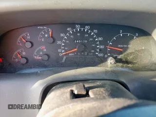 1999 Ford F-350 XL with VIN 1FTSW30F4XEB76477, listed as a Copart auction lot 56373415 with 240,170 mi miles and Salvage title. Bid and sale history available at DreamBid. Image 9.