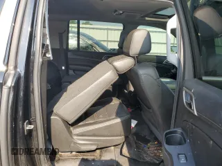 2019 GMC Yukon XL Denali with VIN 1GKS2HKJ7KR174772, listed as a Copart auction lot 63087134 with 69,692 mi miles and Salvage Title. Bid and sale history available at carsss.com. Image 11.