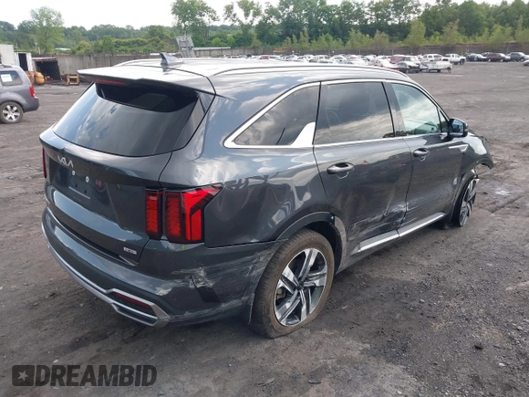2023 Kia Sorento EX with VIN KNDRHDLG9P5159354, listed as a IAAI auction lot 42559220 with 34,733 mi miles and . Bid and sale history available at DreamBid. Image 4.