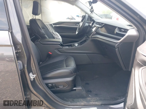 2022 Jeep Grand Cherokee Limited с VIN 1C4RJKBG3N8621834, выставлен на аукционе IAAI как лот 42249227 с пробегом 31 319 миль миль и . История ставок и продаж доступна на DreamBid. Изображение 5.