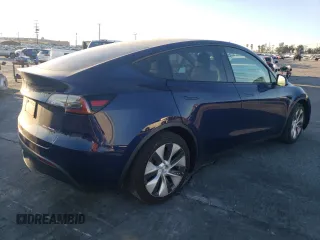 2021 Tesla Model Y Long Range with VIN 5YJYGDEE8MF148849, listed as a Copart auction lot 80894154 with 61,022 mi miles and Salvage Title. Bid and sale history available at carsss.com. Image 3.