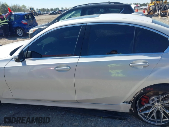 2019 BMW 3 Series 330i with VIN WBA5R1C5XKAJ99366, listed as a IAAI auction lot 41880445 with 48,052 mi miles and . Bid and sale history available at DreamBid. Image 14.