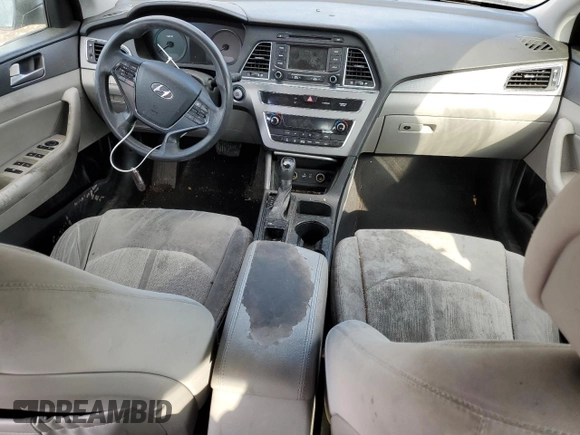 2016 Hyundai Sonata Hybrid SE with VIN KMHE24L19GA016614, listed as a Copart auction lot 89388265 with 136,028 mi miles and Salvage Title. Bid and sale history available at carsss.com. Image 8.