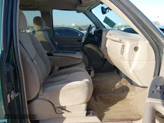 2006 Chevrolet Silverado 1500 LS with VIN 1GCEC19V46Z157794, listed as a IAAI auction lot 41810119 with 1 mi miles. Bid and sale history available at carsss.com. Image 5.