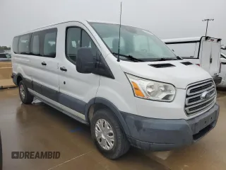 2015 Ford Transit XL z VIN 1FBZX2ZM3FKA96776, wystawiony jako Copart lot #49950325 z przebiegiem 104 487 mil mil oraz Tytuł czysty. Historia ofert i sprzedaży dostępna na DreamBid. Obrazek 4.