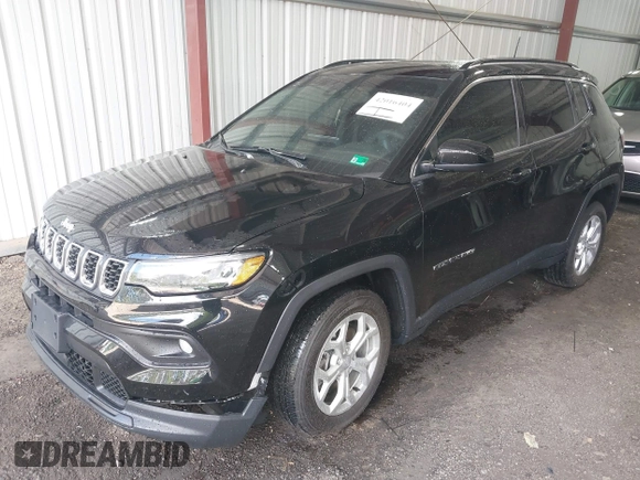 2024 Jeep Compass Latitude with VIN 3C4NJDBNXRT101453, listed as a IAAI auction lot 42016404 with 3,739 mi miles and . Bid and sale history available at carsss.com. Image 2.
