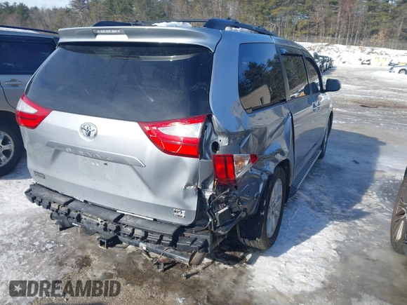 2016 Toyota Sienna Ltd with VIN 5TDDK3DC6GS133774, listed as a IAAI auction lot 41580518 with 247,193 mi miles. Bid and sale history available at carsss.com. Image 4.
