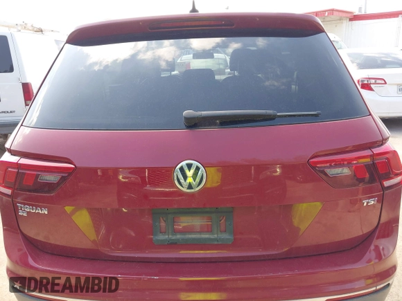 2018 Volkswagen Tiguan SEL с VIN 3VV3B7AX4JM027472, выставлен на аукционе IAAI как лот 42398665 с пробегом 153 742 миль миль и . История ставок и продаж доступна на DreamBid. Изображение 16.
