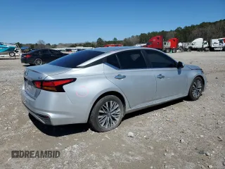 2023 Nissan Altima SV z VIN 1N4BL4DVXPN364779, wystawiony jako Copart lot #47776135 z przebiegiem 68 324 mil mil oraz Szkoda całkowita • Salvage title. Historia ofert i sprzedaży dostępna na DreamBid. Obrazek 3.