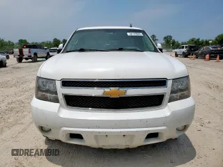 2012 Chevrolet Suburban LT with VIN 1GNSCJE04CR265414, listed as a Copart auction lot 58189085 with 183,114 mi miles and Clean title. Bid and sale history available at DreamBid. Image 5.