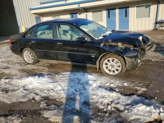 2005 Volvo S80 with VIN YV1TS592651407213, listed as a Copart auction lot 41680085 with 0 mi miles and Salvage Title. Bid and sale history available at carsss.com. Image 4.
