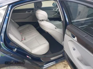 2019 Genesis G80 3.8L with VIN KMHGN4JE1KU299376, listed as a IAAI auction lot 41524733 with 7,659 mi miles. Bid and sale history available at carsss.com. Image 8.