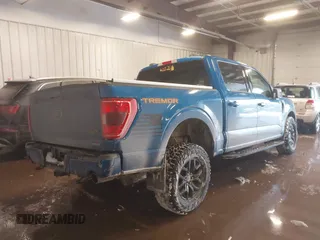2021 Ford F-150 XL with VIN 1FTEW1E84MFC16395, listed as a IAAI auction lot 41606743 with 81,425 mi miles. Bid and sale history available at carsss.com. Image 4.