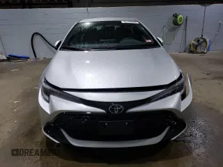 2025 Toyota Corolla Hatchback SE with VIN JTND4MBE9S3233894, listed as a Copart auction lot 68706034 with 706 mi miles and Salvage Title. Bid and sale history available at carsss.com. Image 5.