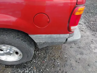 2000 Ford Explorer XLT z VIN 1FMZU83P3YZC64612, wystawiony jako IAAI lot #41640849 z przebiegiem 155 318 mil mil oraz . Historia ofert i sprzedaży dostępna na DreamBid. Obrazek 6.