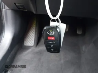 2023 Toyota Corolla Cross LE с VIN 7MUCAAAG0PV053404, выставлен на аукционе IAAI как лот 42318679 с пробегом 34 969 миль миль и . История ставок и продаж доступна на DreamBid. Изображение 11.