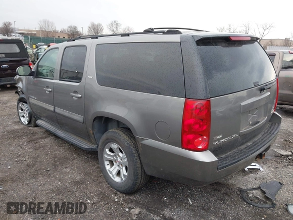 2007 GMC Yukon XL SLT with VIN 1GKFK16367J222143, listed as a IAAI auction lot 41676370 with 211,565 mi miles. Bid and sale history available at carsss.com. Image 3.