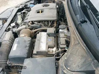 2017 Hyundai Elantra SE with VIN 5NPD84LF6HH124340, listed as a IAAI auction lot 42629376 with 71,715 mi miles and . Bid and sale history available at DreamBid. Image 20.