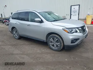 2019 Nissan Pathfinder S with VIN 5N1DR2MMXKC639984, listed as a IAAI auction lot 42173450 with 110,777 mi miles and . Bid and sale history available at DreamBid. Image 1.