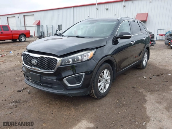 2016 Kia Sorento LX with VIN 5XYPG4A50GG129744, listed as a IAAI auction lot 41711949 with 127,954 mi miles. Bid and sale history available at carsss.com. Image 17.