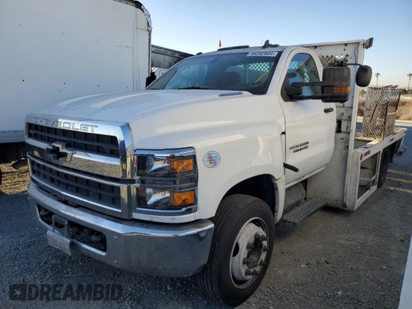 2019 Chevrolet Silverado 1500 with VIN 1HTKHPVK3KH827986, listed as a Copart auction lot 86202604 with 110,406 mi miles and Salvage Title. Bid and sale history available at DreamBid. Image 2.