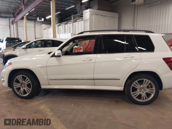 2014 Mercedes-Benz GLK 350 with VIN WDCGG8JB2EG211718, listed as a IAAI auction lot 41965437 with 73,469 mi miles and . Bid and sale history available at DreamBid. Image 14.