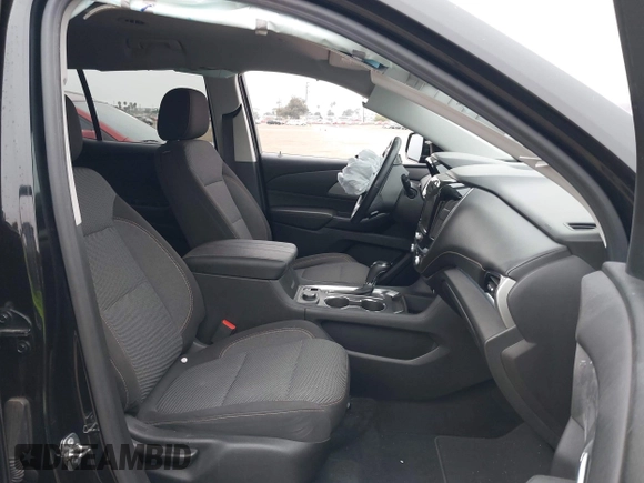2018 Chevrolet Traverse LT Cloth z VIN 1GNERGKW4JJ127889, wystawiony jako IAAI lot #42368681 z przebiegiem 65 438 mil mil oraz . Historia ofert i sprzedaży dostępna na DreamBid. Obrazek 5.