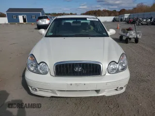 2004 Hyundai Sonata GLS with VIN KMHWF35H34A920659, listed as a Copart auction lot 77813554 with 76,938 mi miles and Clean Title. Bid and sale history available at carsss.com. Image 5.
