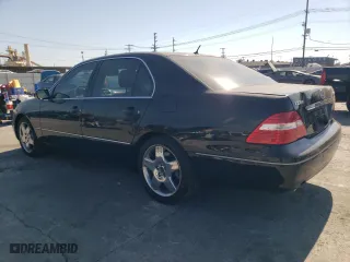 2005 Lexus LS 430 with VIN JTHBN36F155020399, listed as a Copart auction lot 73471994 with 230,178 mi miles and Salvage Title. Bid and sale history available at carsss.com. Image 2.