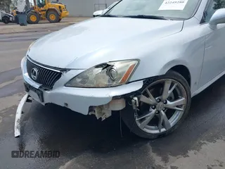 2010 Lexus IS 250 z VIN JTHBF5C20A5122748, wystawiony jako IAAI lot #42249280 z przebiegiem 122 826 mil mil oraz . Historia ofert i sprzedaży dostępna na DreamBid. Obrazek 6.
