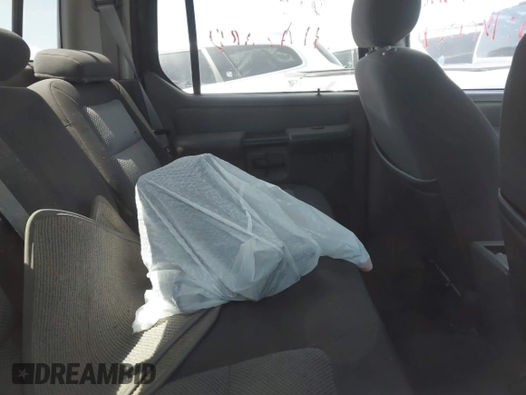 2004 Ford Explorer Sport Trac XLS с VIN 1FMZU67K34UB27339, выставлен на аукционе IAAI как лот 42165054 с пробегом Не указан миль и . История ставок и продаж доступна на DreamBid. Изображение 8.