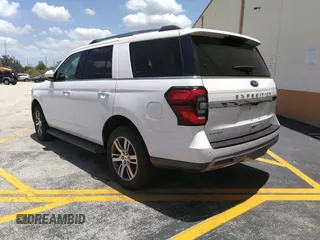 2024 Ford Expedition Limited with VIN 1FMJU1K85REA10326, listed as a IAAI auction lot 42039369 with 2,006 mi miles. Bid and sale history available at carsss.com. Image 3.