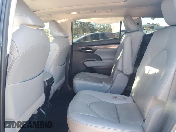 2021 Toyota Highlander Platinum with VIN 5TDFZRBH0MS072987, listed as a Copart auction lot 81722484 with 91,850 mi miles and Salvage title. Bid and sale history available at DreamBid. Image 12.