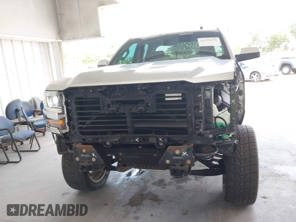2019 Chevrolet Silverado 1500 LT with VIN 2GCVKPEC4K1139373, listed as a IAAI auction lot 42198276 with 76,844 mi miles and . Bid and sale history available at DreamBid. Image 13.