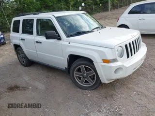 2009 Jeep Patriot z VIN 1J8FF28B49D217933, wystawiony jako IAAI lot #42227031 z przebiegiem 106 509 mil mil oraz . Historia ofert i sprzedaży dostępna na DreamBid. Obrazek 1.