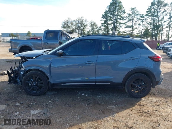 2024 Nissan Kicks SR with VIN 3N1CP5DV9RL479629, listed as a IAAI auction lot 41025530 with 9,915 mi miles. Bid and sale history available at carsss.com. Image 14.