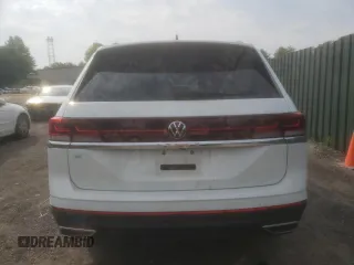 2024 Volkswagen Atlas SE with VIN 1V2DR2CA0RC609512, listed as a Copart auction lot 60120025 with 16,732 mi miles and Salvage title. Bid and sale history available at DreamBid. Image 6.