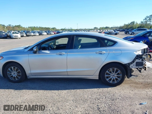 2017 Ford Fusion S with VIN 3FA6P0G76HR236209, listed as a IAAI auction lot 41799261 with 183,059 mi miles. Bid and sale history available at carsss.com. Image 14.