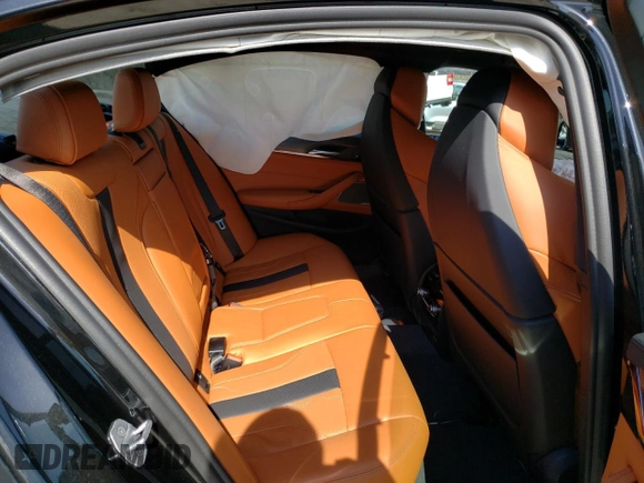 2022 BMW M5 z VIN WBS83CH01NCH75182, wystawiony jako Copart lot #46284903 z przebiegiem Nie podano mil oraz . Historia ofert i sprzedaży dostępna na DreamBid. Obrazek 10.