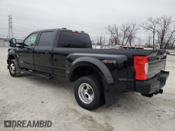 2020 Ford F-350 XL with VIN 1FT8W3DT2LEE18624, listed as a Copart auction lot 43855635 with 269,474 mi miles and Clean title. Bid and sale history available at DreamBid. Image 2.