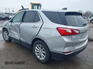 2019 Chevrolet Equinox LT z VIN 2GNAXJEV0K6224557, wystawiony jako IAAI lot #41946724 z przebiegiem 179 748 mil mil oraz . Historia ofert i sprzedaży dostępna na DreamBid. Obrazek 3.